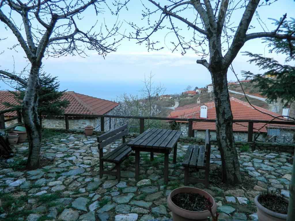 Guesthouse Klearchos Palaiós Panteleímonas Eksteriør bilde