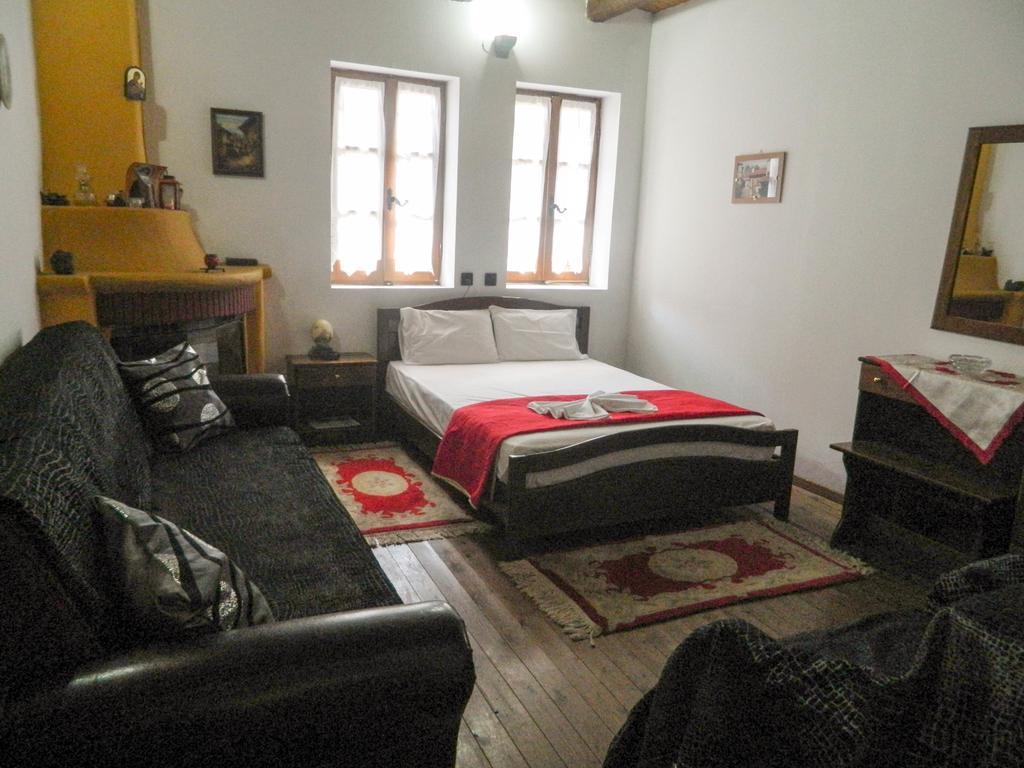 Guesthouse Klearchos Palaiós Panteleímonas Eksteriør bilde