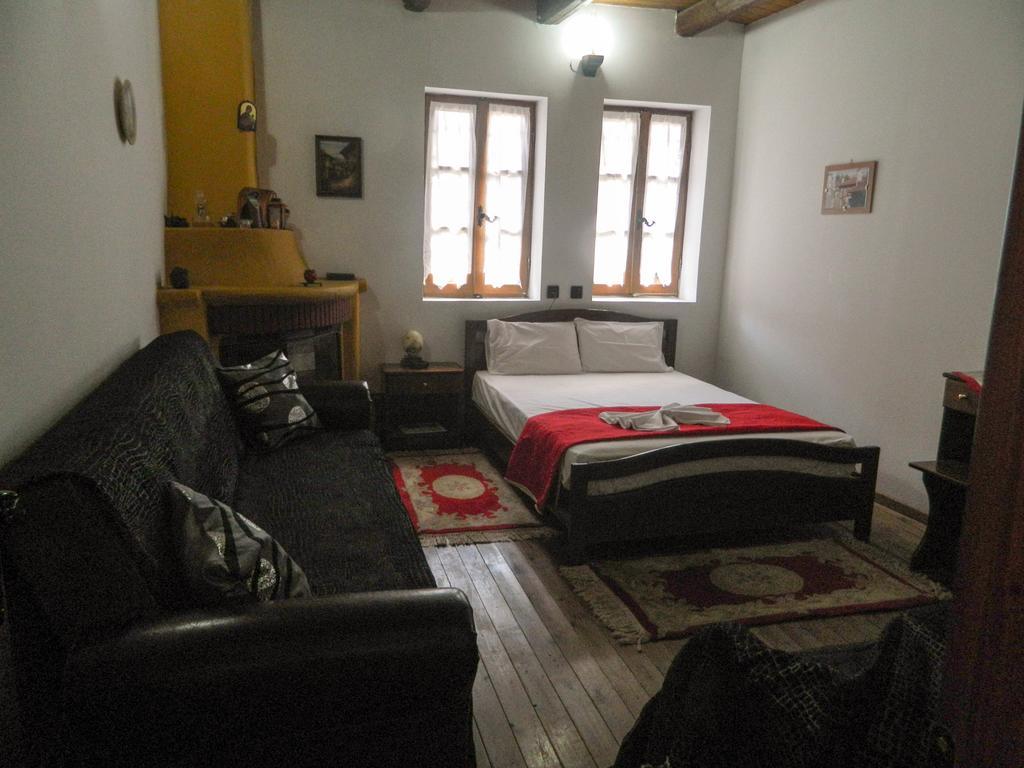 Guesthouse Klearchos Palaiós Panteleímonas Eksteriør bilde
